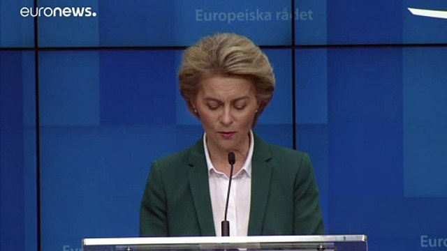 رئيسة المفوضية الأوروبية تقترح فرض قيود على السفر إلى أوروبا بسبب تفشي كورونا