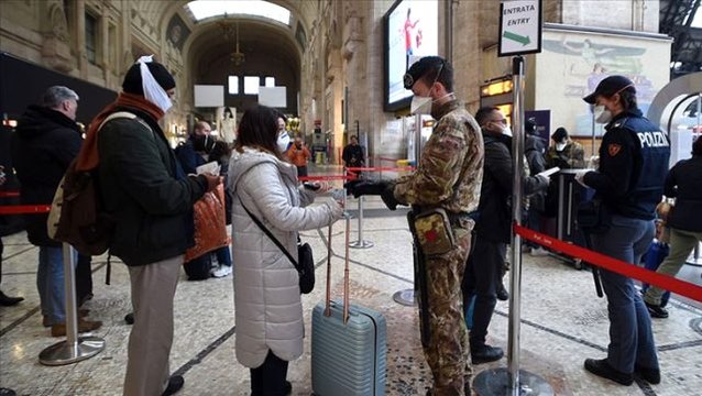 Fransa, Kanada ve Rusya, koronavirüs nedeniyle sınırlarını kapatma kararı aldı