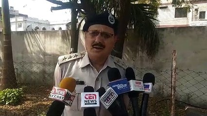 कटनी: महिला कांग्रेस कार्यकर्त्ता ने सिंधिया का फुका फुतला