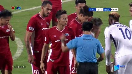 Văn Toàn "xâu kim" Quế Ngọc Hải, khiến đàn anh khổ sở ở đại chiến Viettel - HAGL | NEXT SPORTS