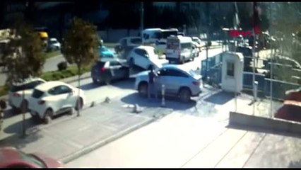 KAĞITHANE'DE REFÜJE ÇARPIP UÇAN CİP KAMERADA