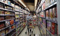 Supermarkets announce special shopping hours for seniors