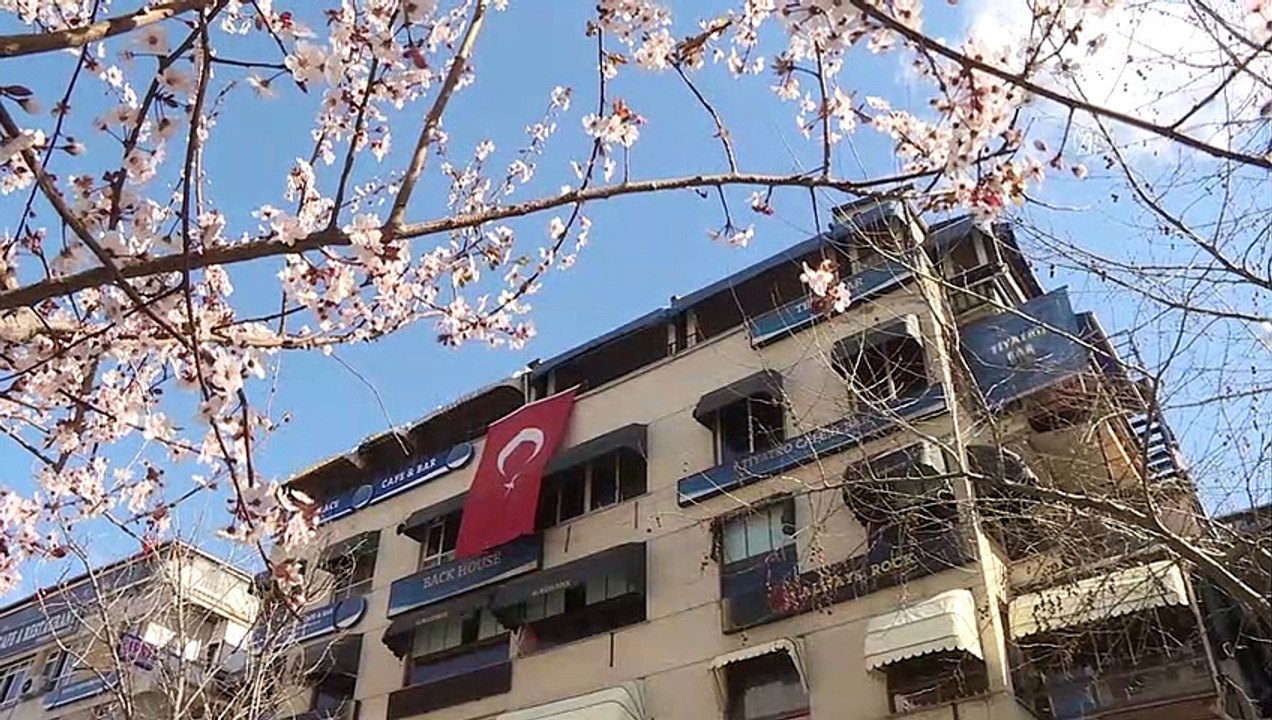 Koronavirüs tedbirleri kapsamında bazı işletmelerin faaliyetleri geçici olarak durduruldu - ANKARA