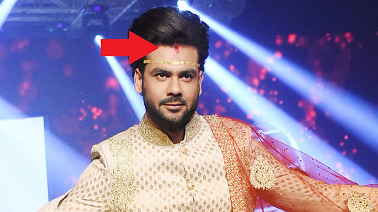 Vishal Aditya Singh ने  माथे पर सिंदूर लगाकर किया Ramp Walk । Boldsky
