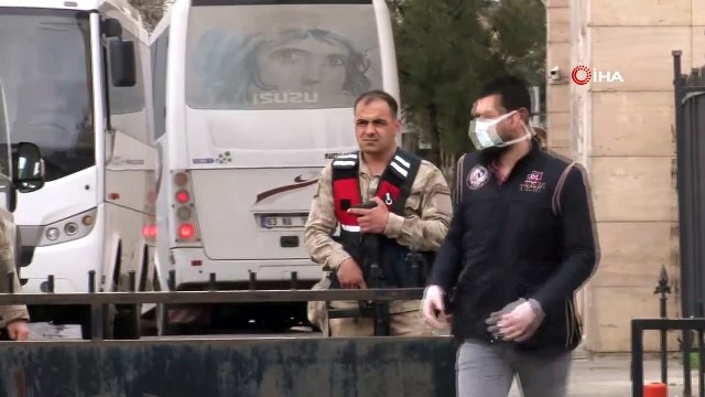 Şanlıurfa’da gözaltına alınan 7 avukat adliyeye sevk edildi