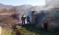 Pignola (PZ) - In fiamme un casolare (17.03.20)