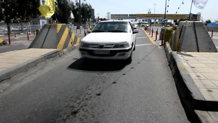 İran'da koronavirüs nedeniyle Kum'dan ayrılanlara ateş ölçümü yapılıyor - KUM