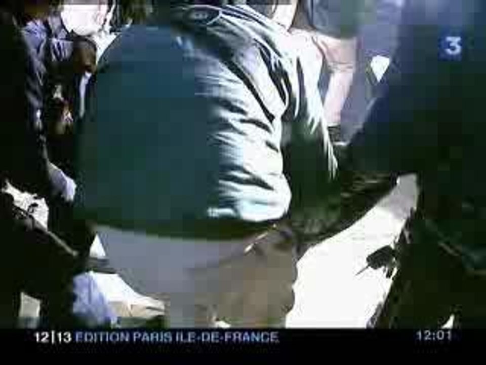 Parasites hors des facs