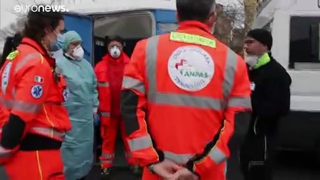 Coronavirus, corsa contro il tempo per nuovi posti letto