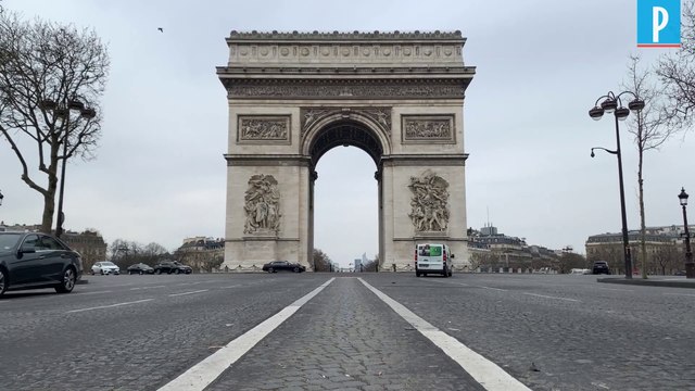 Coronavirus : les rues de Paris désertées