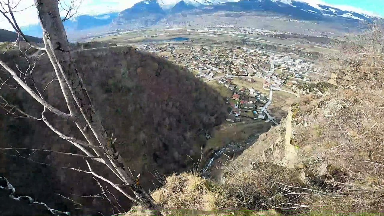 Parachute Mishap During Base Jump