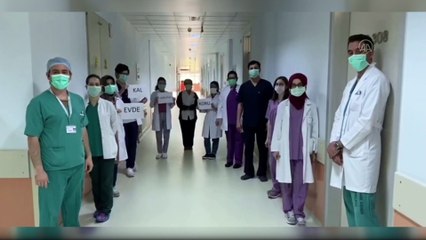 Doktorlar ve Bursasporlu futbolculardan 'Evde kal' çağrısı - BURSA