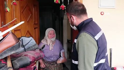 65 yaş üstü vatandaşların evlerine ücretsiz yemek servisi