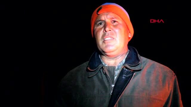 MANİSA Alaşehir'de don olayına karşı üzüm bağlarında üreticiler nöbete başladı