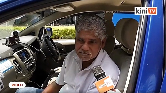 Pemandu teksi terjejas, pemandu Grab terima banyak tempahan