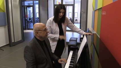 Hasan amca müzik tutkusuyla genç kalıyor - GAZİANTEP