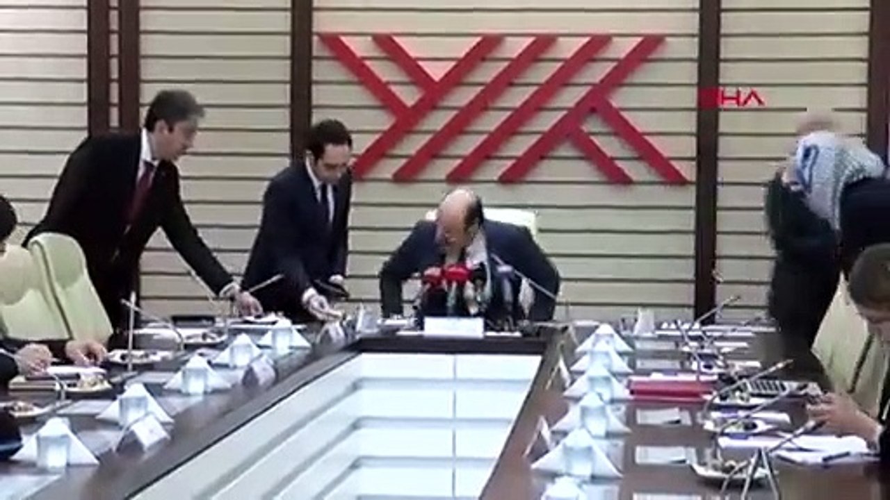 YÖK açıkladı: Üniversitelerde uzaktan eğitim ba...