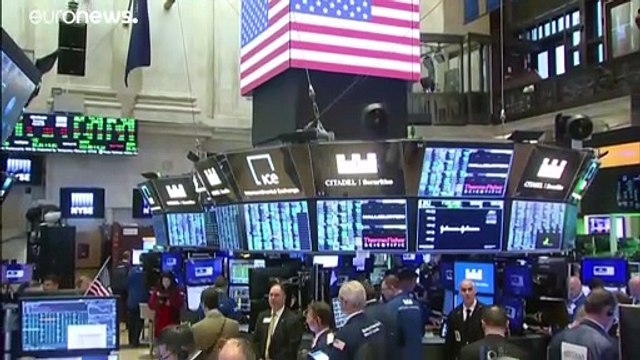 Covid-19 : Trump prévoit un plan de relance à 1000 milliards de dollars