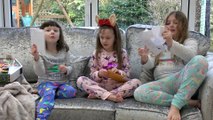 Sophia, Isabella e Alice - Festa do Pijama Brincando com Brinquedo da Barbie, Lol Supresa e Lendo Cartas do Natal