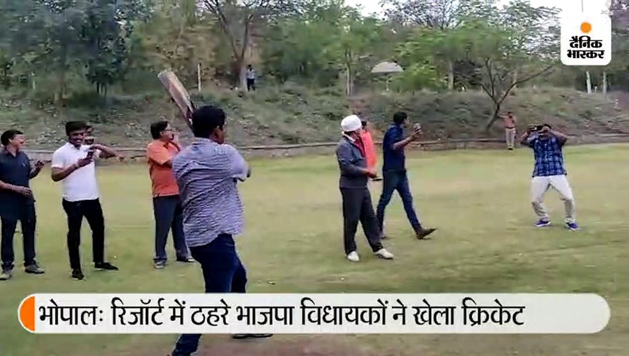 वीडी शर्मा की बॉल पर शिवराज ने जड़ा छक्का