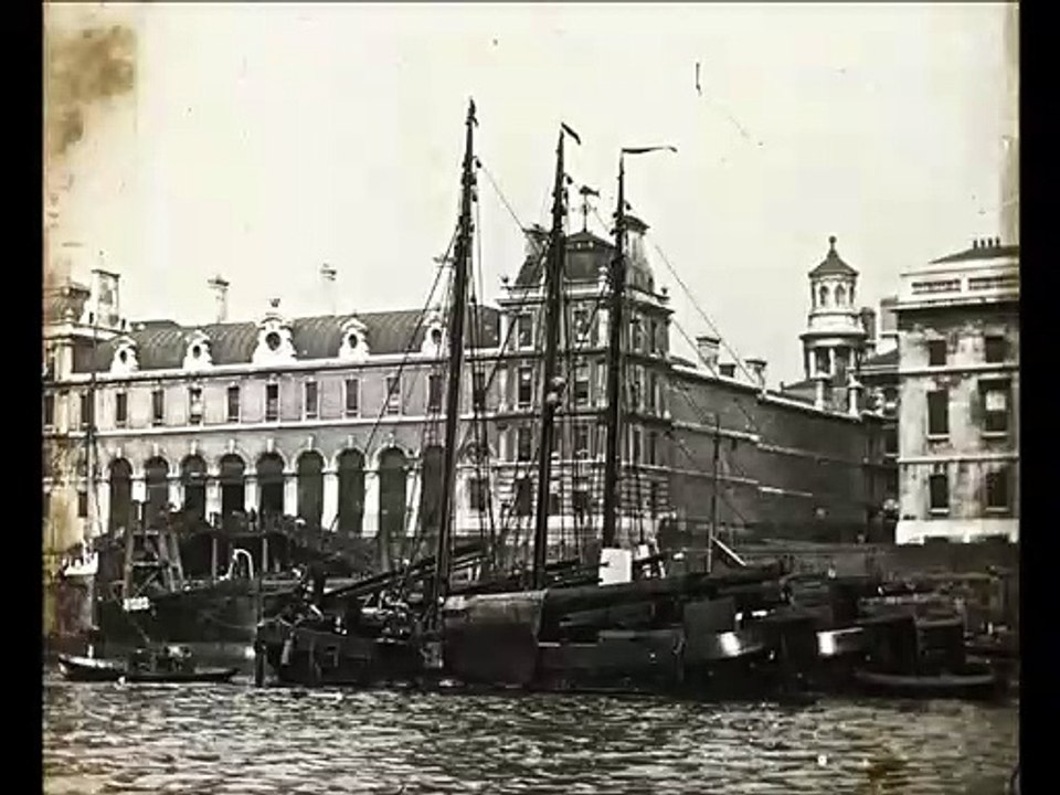 The Thames of Old London in the 1910s and 1920s