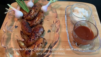 Video herunterladen: How to cook Sticky Chicken Wings - Cooking chicken wings BBQ style - Sweet and spicy Chicken Wings