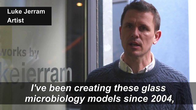 British artist creates coronavirus glass sculpture