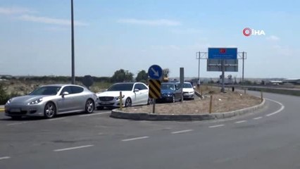 Avrupa'ya açılan sınır kapıları yolcu giriş çıkışlarına kapatıldı