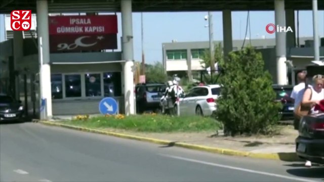 Avrupa’ya açılan sınır kapıları yolcu giriş çıkışlarına kapatıldı