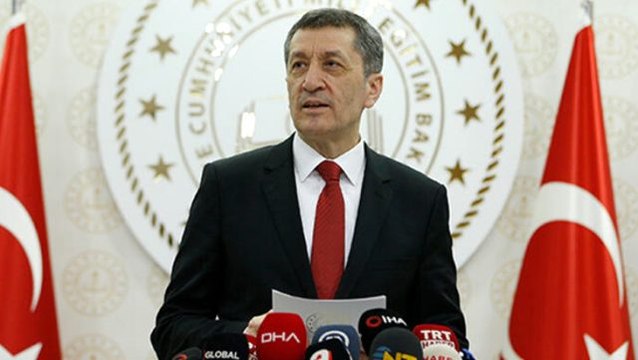 Milli Eğitim Bakanı Ziya Selçuk: Uzaktan eğitim ile alınan konular sınava dahil olmayacak