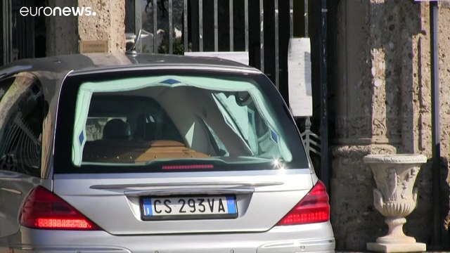 Коронавирус в Италии: за сутки скончались 475 человек