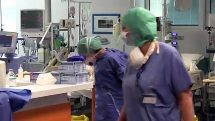 «Ζούμε δραματικές στιγμές - Δεν έχουμε κρεβάτια» λέει Ιταλός γιατρός