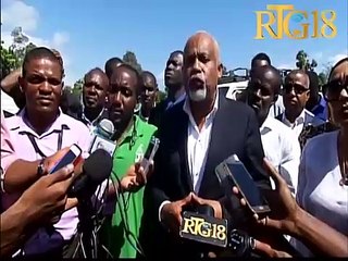 Fondasyon Eric Jean Baptiste poze premye wòch konstriksyon batiman fakilte dwa Jakmèl la.