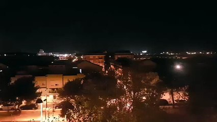 Protesta con cacerolas durante el discurso de Felipe VI en Valencia