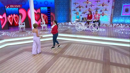 ¡Lorena se va a una cita con Iker! | Enamorándonos