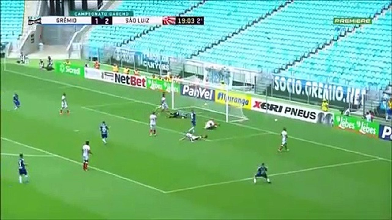 GOL DO GREMIO TIAGO NEVES 2X2