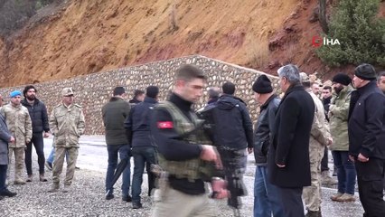 Munzur Çayı, kayıp uzman çavuşu bulmak için didik didik aranıyor