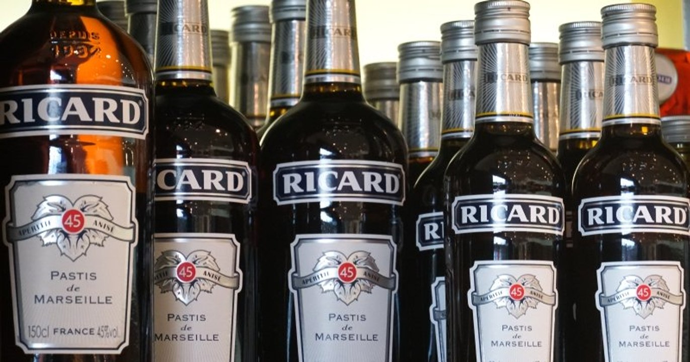 Covid-19 : Pernod Ricard offre 70 000 litres d'alcool pour fabriquer des gels hydroalcooliques