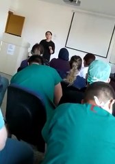 Umreciler doktorları ikiye böldü