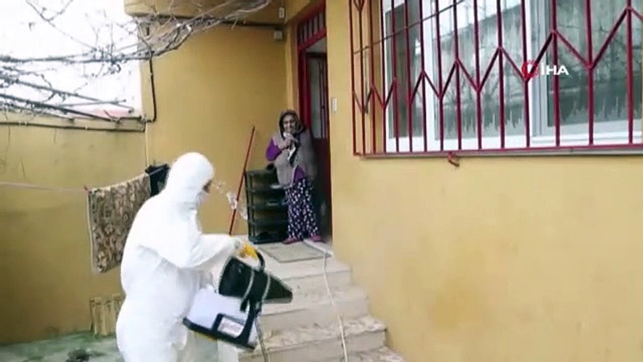 Evi temizlenen yaşlı kadından Cumhurbaşkanı Erdoğan’a dua