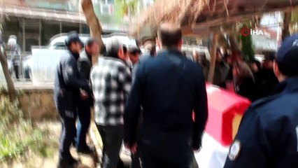 Cenaze namazında imam uyardı, saflar seyreltildi