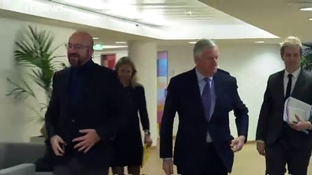 Главный переговорщик от ЕС по брекситу заразился коронавирусом