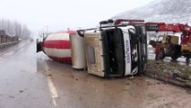 Beton mikserinin devrilmesi sonucu 2 kişi yaralandı - KAHRAMANMARAŞ