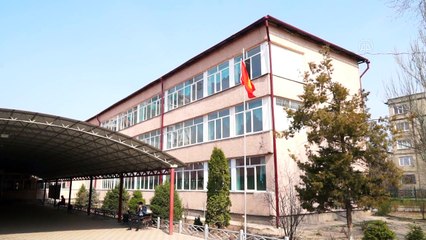 Kırgızistan'da Kovid-19 önlemleri kapsamında sokaklar boşaldı - BİŞKEK