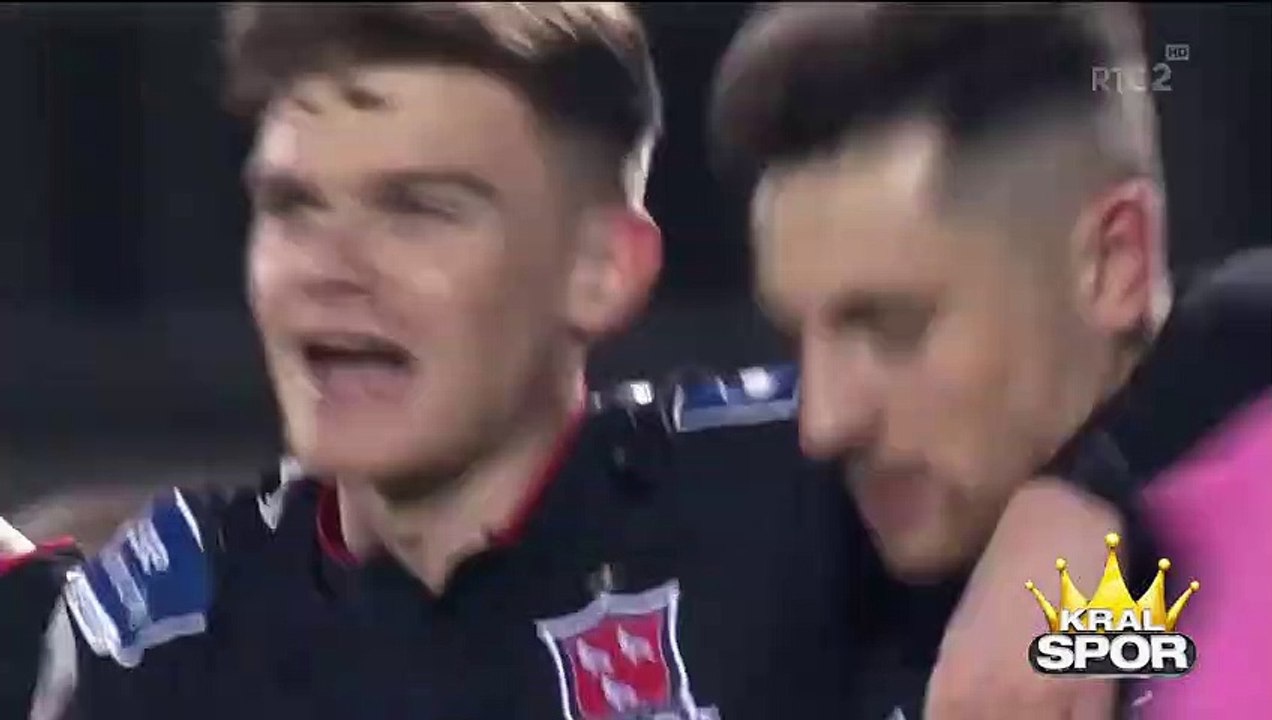 Jordan Flores'ten muhteşem gol