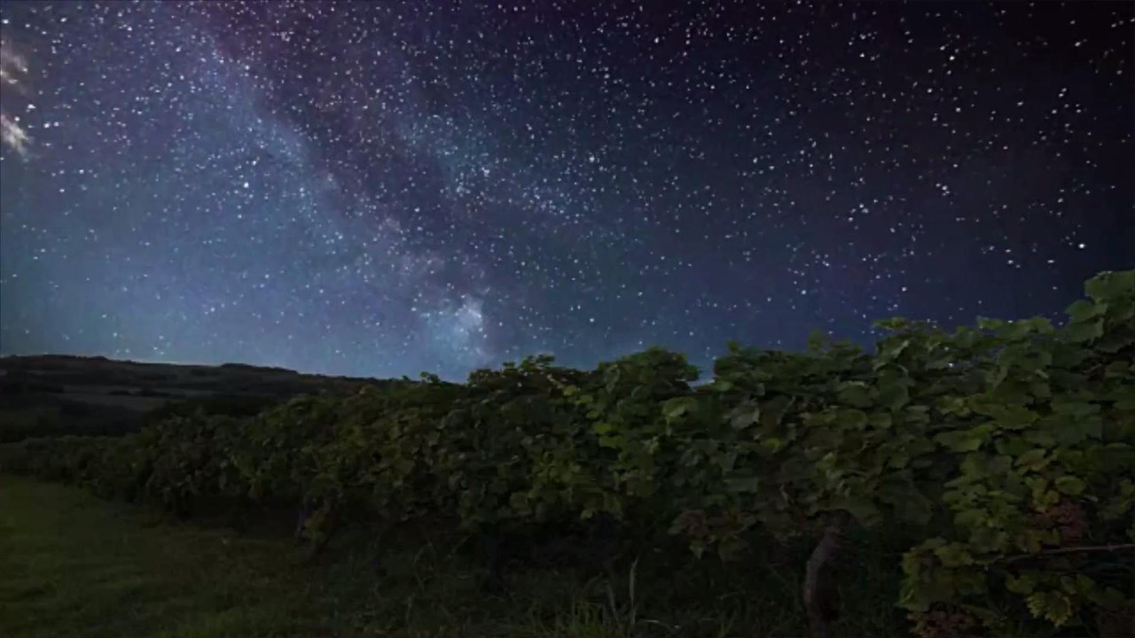 A Meteor Shower Is Peaking This Halloween — Here's How to See Fireballs Light Up the Sky