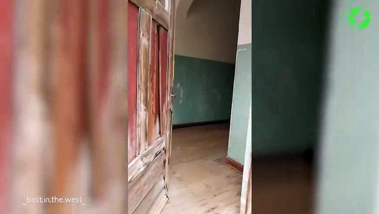 Il découvre un village abandonné recouvert par le sable en Namibie