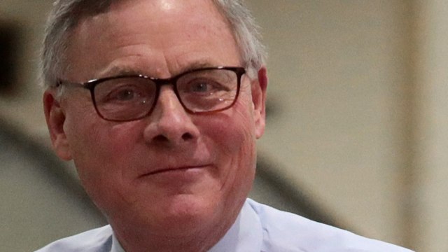 What A Coincidence: GOP Senator Dumped Up To $1.5m In Stock While Downplaying Pandemic