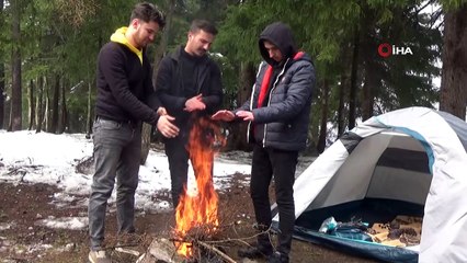 Korona virüsünden korunmak için yaylada kamp kurdular