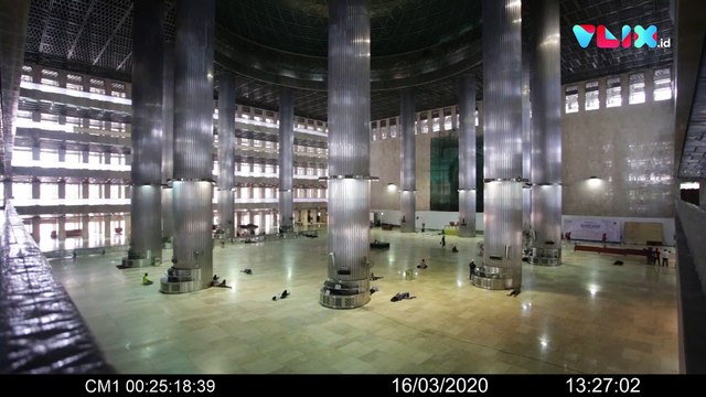 Masjid Istiqlal Sepi Jemaah Imbas Virus Corona